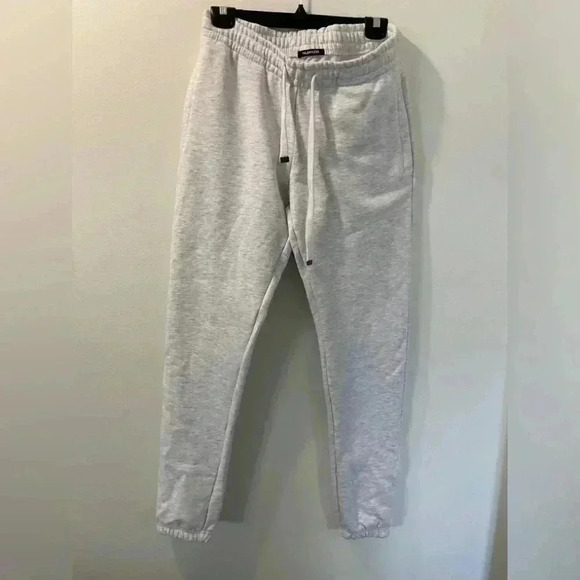 NWOT talentless gray sweatpants size S - Picture 1 of 5